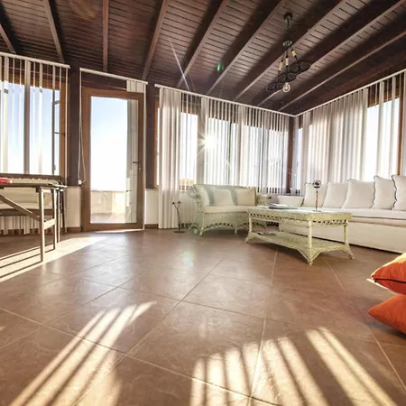 Cozy Flat With A Lovely View In Bodrum Near *